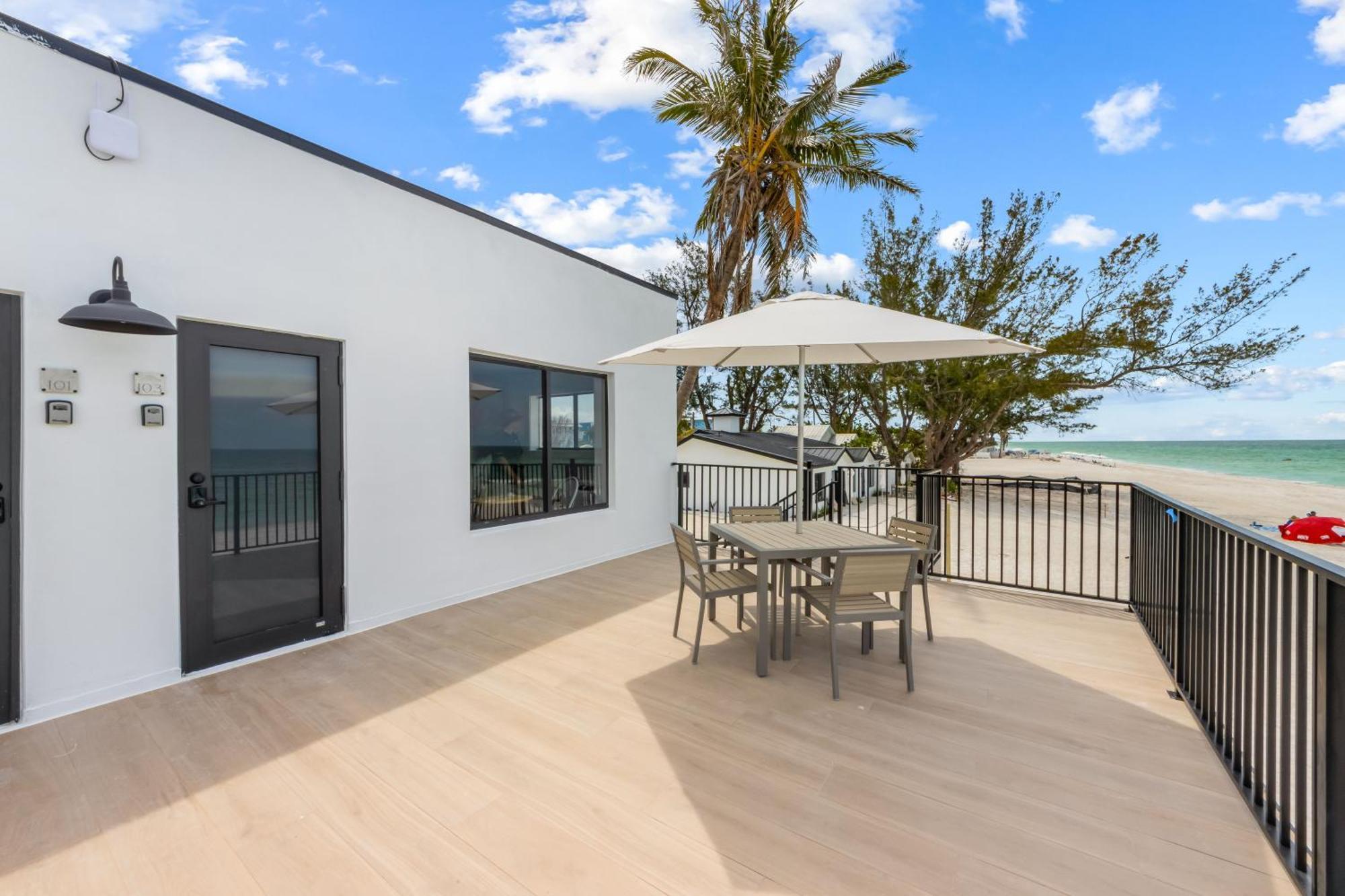 Seabreeze At Anna Maria Island Inn Bradenton Beach Ngoại thất bức ảnh